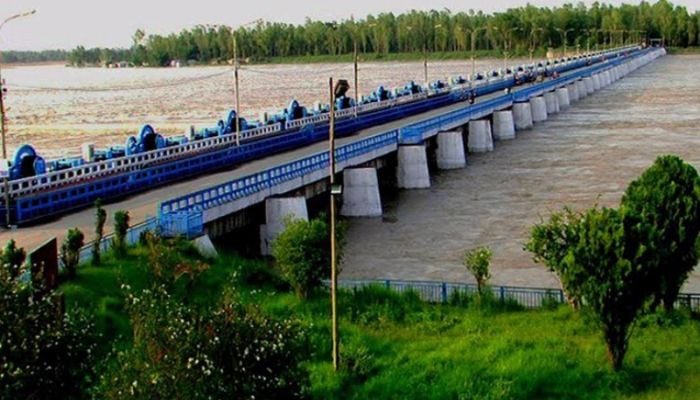 Teesta water level crosses Danger Mark at Kaunia