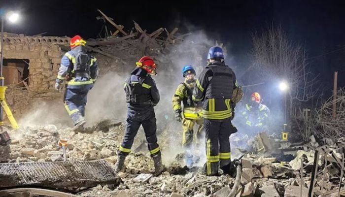 Russian strikes on Ukraine injure 11