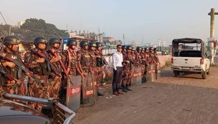 BGB deployed in Dhaka, three other districts to maintain law and order