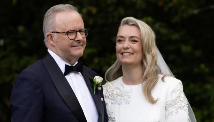 Australian prime minister becomes first to wed in office