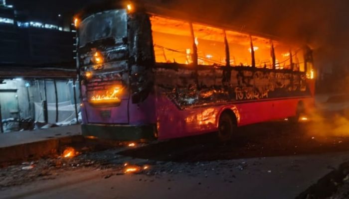2 more buses set on fire in Gazipur