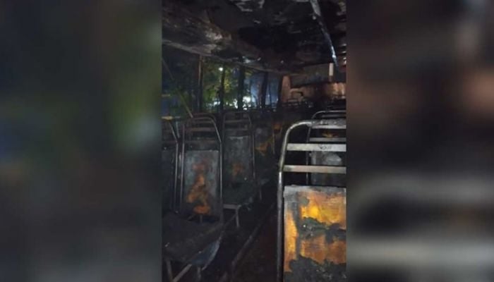 1 drowns while fleeing after arson in Dhaka