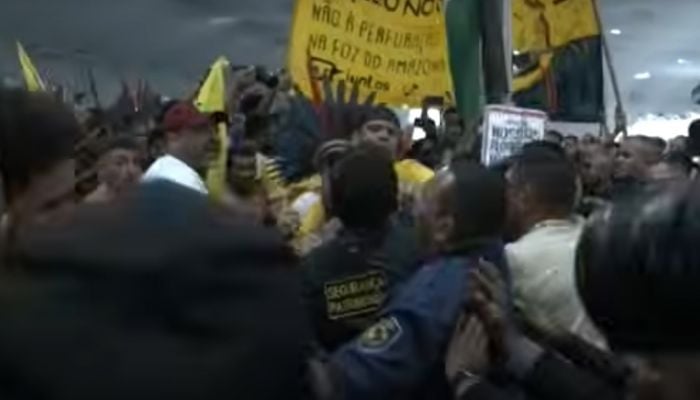 Tussles break out between protesters and security at Cop30 in Brazil