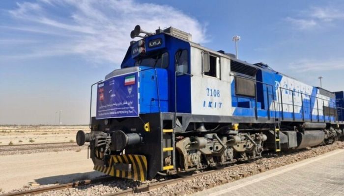 First scheduled freight train from Russia arrives at Iran’s Aprin dry port