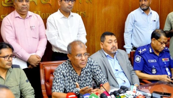 Govt moves to repatriate fugitive police officers abroad