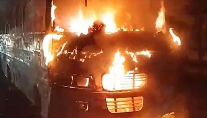 School bus torched in Manikganj, driver suffers burns