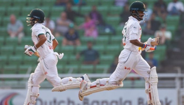 Bangladesh tighten grip on 2nd Ireland Test