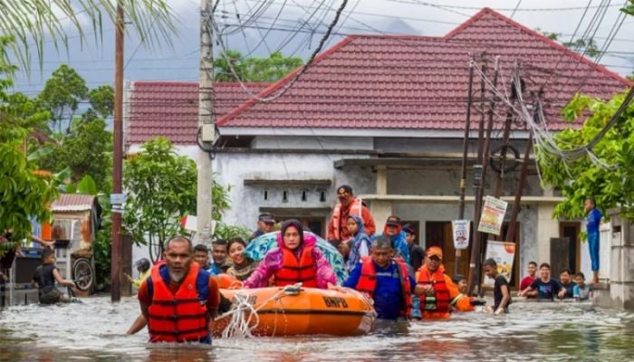 Indonesia death toll rises to 248 after catastrophic flooding in Sumatra