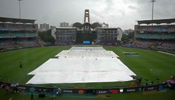 Rain delays Women's World Cup final toss
