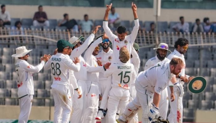 Bangladesh crush Ireland by 217 runs to complete series sweep