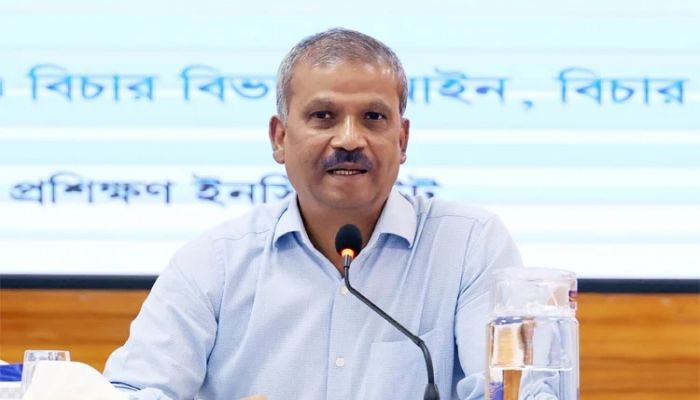 Asif Nazrul bins propaganda over mobile phone sets of expatriate workers