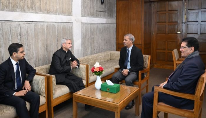 Dr Asif Nazrul, Dr Khalilur meet foreign dignitaries 