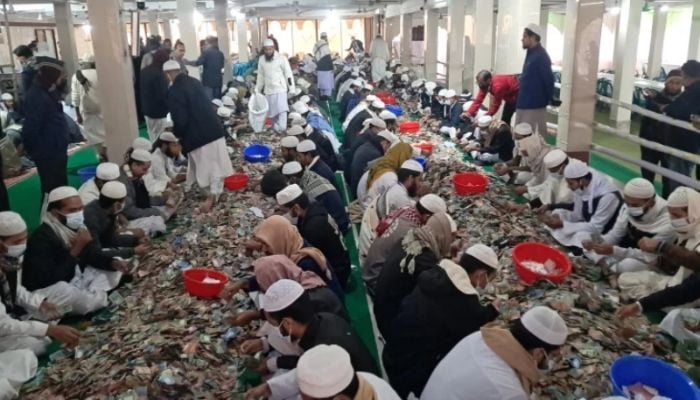 35 sacks of cash, gold, foreign currency found in Pagla Mosque donation boxes