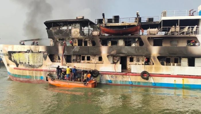 Fire on St Martin's-bound ship, 1 staff dead