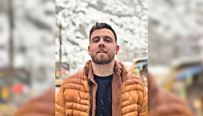 Execution of condemned Iranian protester postponed, family told