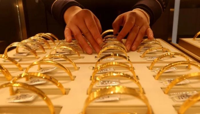 Gold price rises after US captures Venezuela's Maduro
