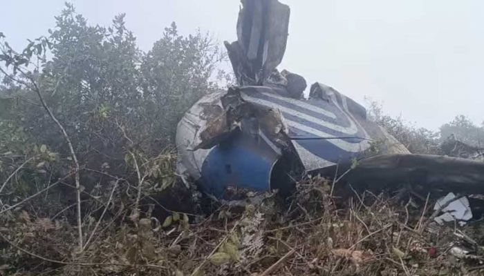 Plane crash in Colombia kills 15, including politician