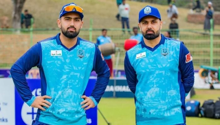 BPL 2026: Rare father-son moment on the cricket field