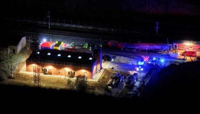 39 dead in Spain after two high-speed trains collide