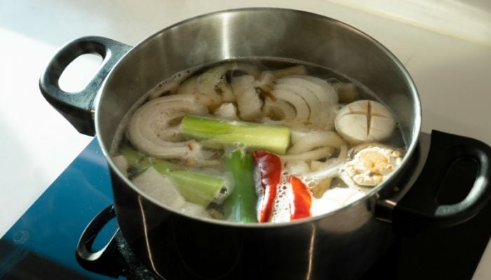 How to make vegetable stock at home