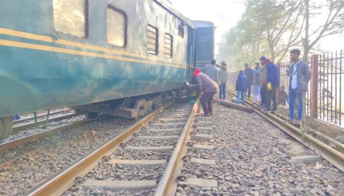 Bogies derail in Bhairab, Dhaka-Chittagong-Sylhet train services suspended