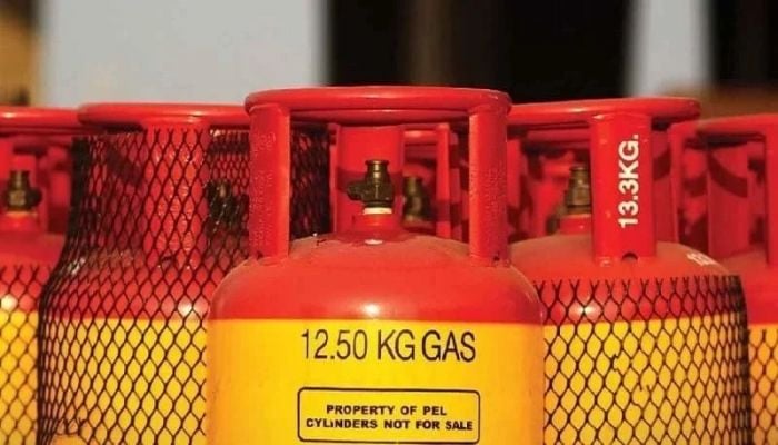 12 kg LPG price reduced by Tk15
