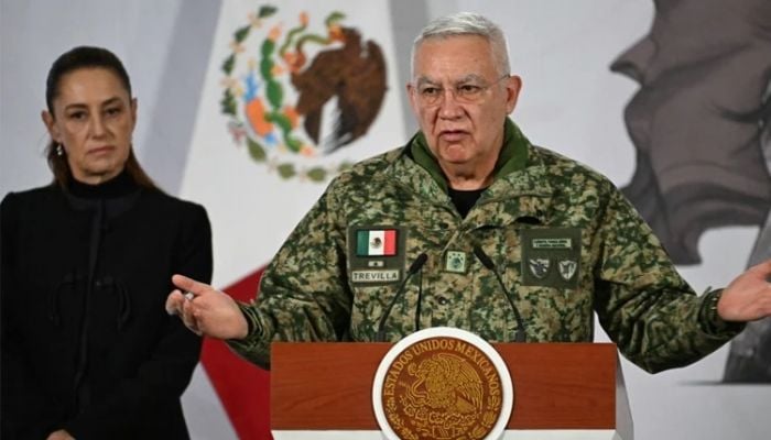 Mexico deploys 10,000 troops to end violence over drug lord's death