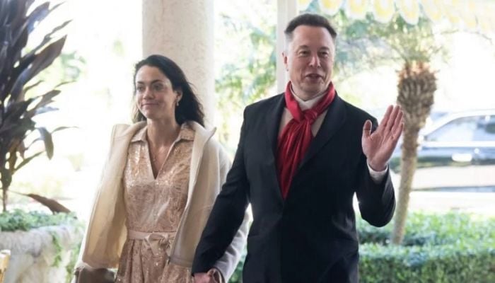 Elon Musk just became first person ever worth $800 billion
