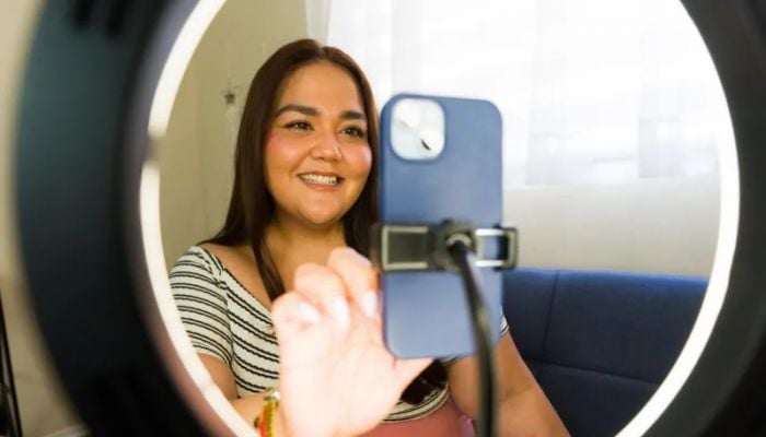 Facebook offering TikTok and YouTube creators $3,000 to post content