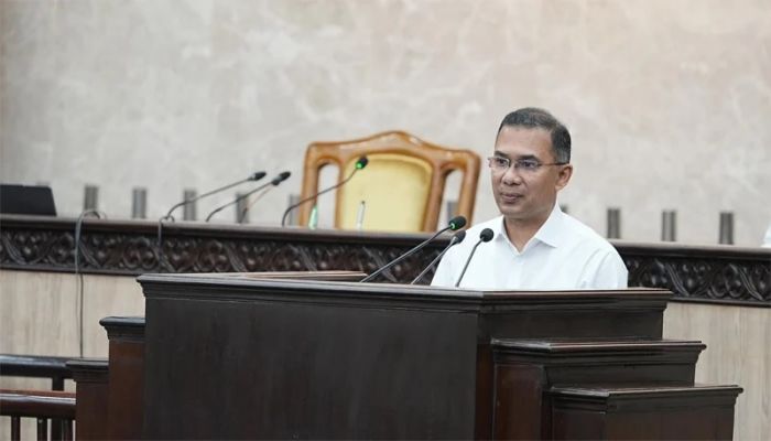 Don't involve in politics during sports life, PM urges athletes 