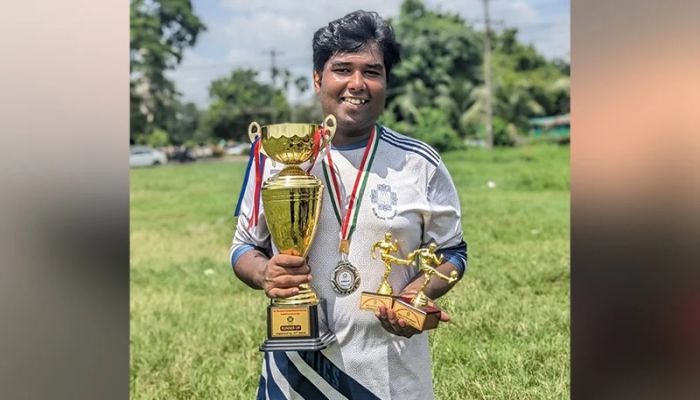 Accident in Daulatdia: JU debater Raiyan, his niece missing, mother dead