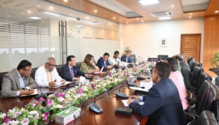 Inter-ministerial meeting reviews Middle East situation