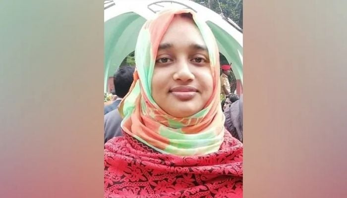 Woman teacher of Islamic University stabbed to death