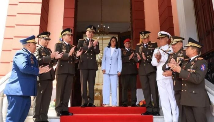 Venezuelan leader replaces senior military commanders