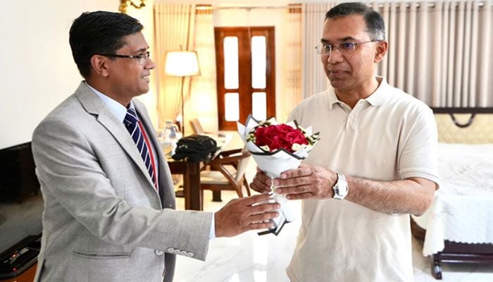 PM arrives in Bogura on day-long tour