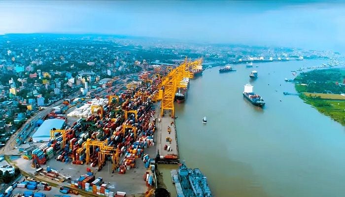 Two fuel shipments to reach Ctg Port Wednesday