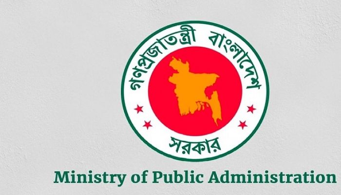 Four districts get new DCs