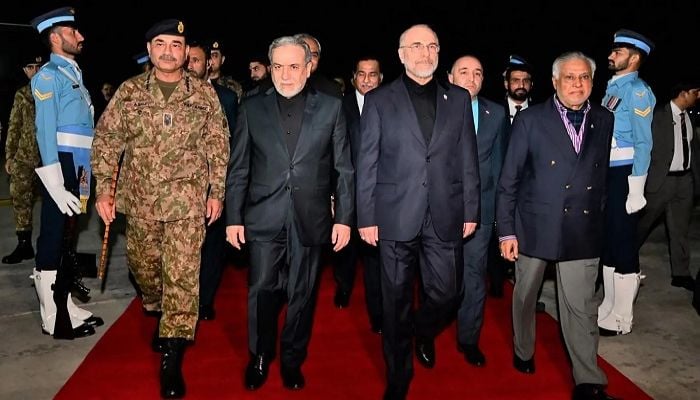 Iran delegation meets Pakistan PM ahead of negotiations with US: state TV