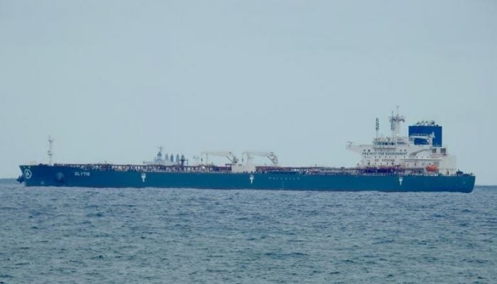 100,000 tonnes of crude oil to reach Ctg Port on May 5: official