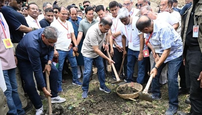 PM opens Ulashi canal re-excavation programme