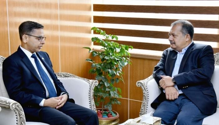 Indian envoy meets information minister