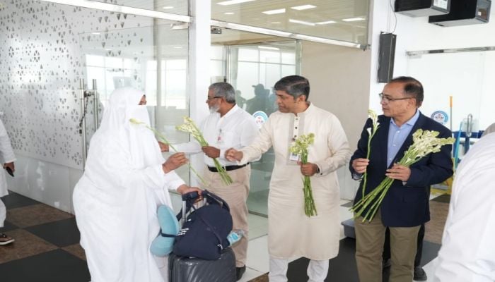 Biman begins post-Hajj flights