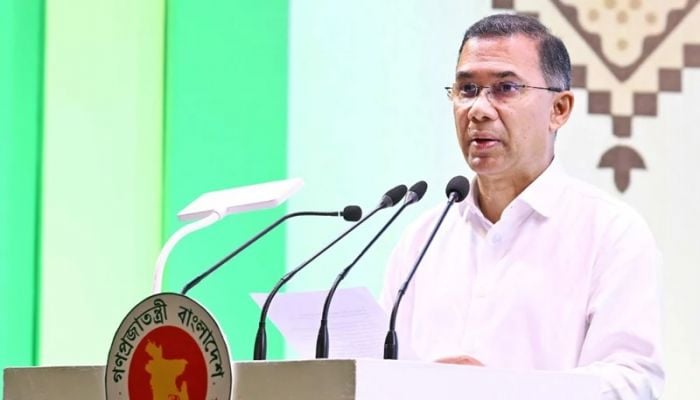 PM for considering every position in public administration as important, indispensable
