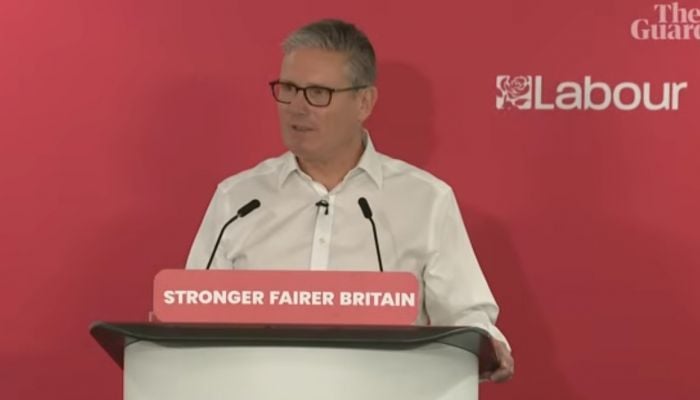 Starmer on the brink as cabinet ministers urge him to quit