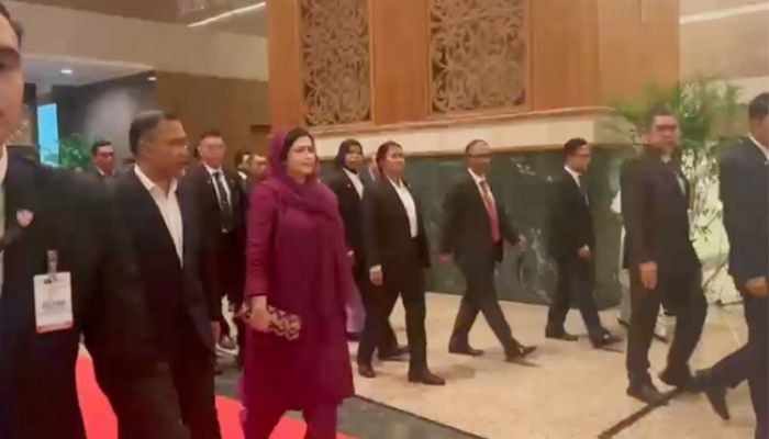 PM reaches Kuala Lampur on two-day official visit