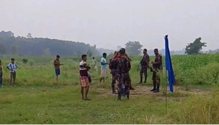 BSF takes back 12 people after 80 hours at Daulatpur border