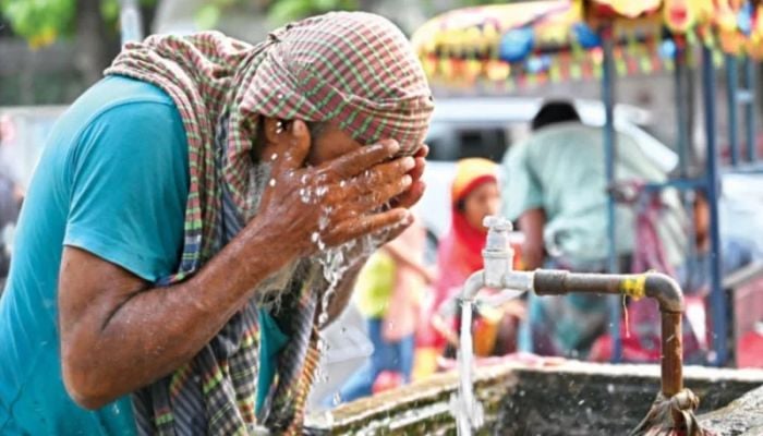 Heatwave to continue in 5 divisions: Met office 