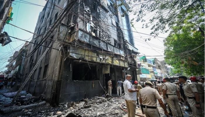 3 Bangladeshis critical in deadly Delhi hotel fire