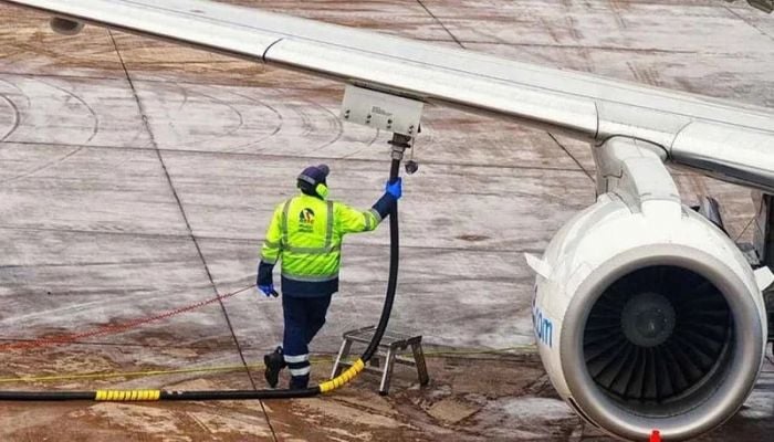 BERC reduces jet fuel price by Tk 15.67 per litre 