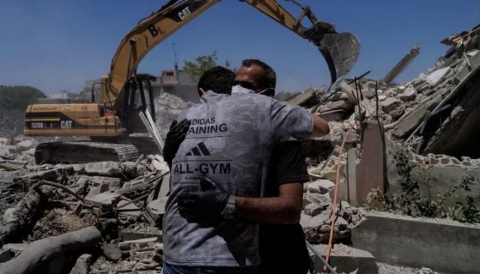 16 killed as Israel strikes in Lebanon despite ceasefire agreement